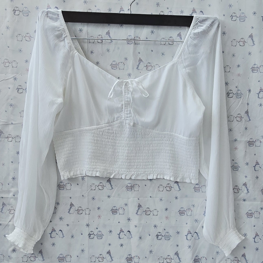 Hollister White Long-Sleeve Smocked V-Neck Crop Top